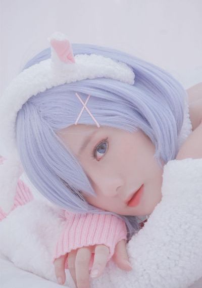 从天而降的少女