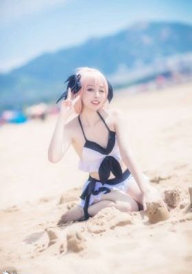和上司女部长出差完整版免费观看