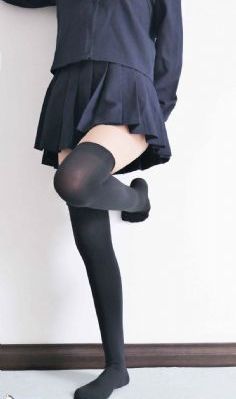 超级喜欢你的100个女朋友