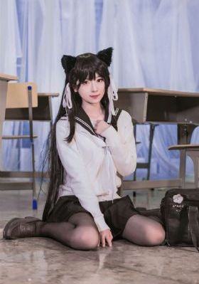 白丝小舞在我腿上呻吟jk小说